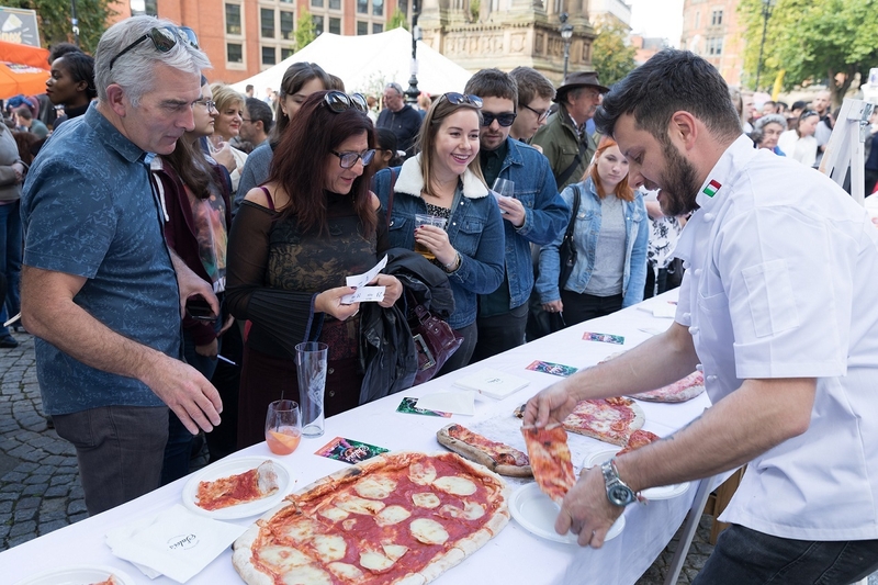 20170427 Italian Festival Demo Pizza