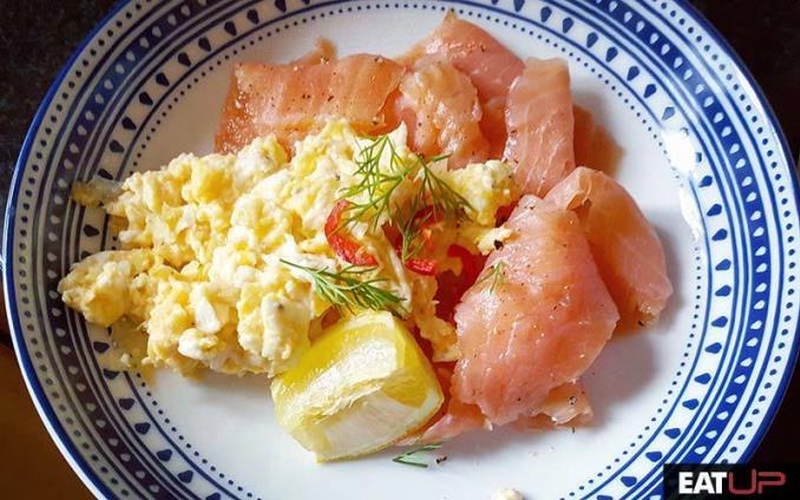 20170221 Upcontent Salmon And Eggs Breakfast