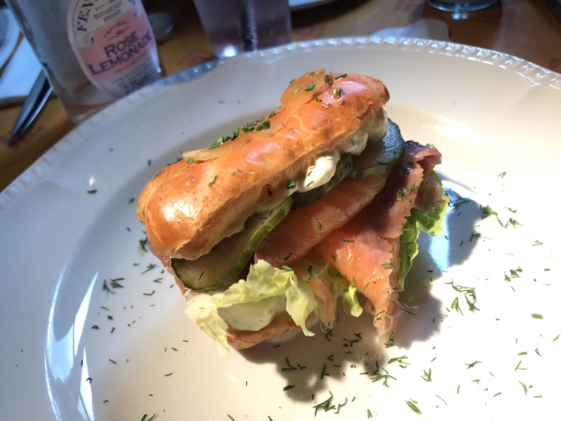 20172205 Roebuck Salmon Eclair