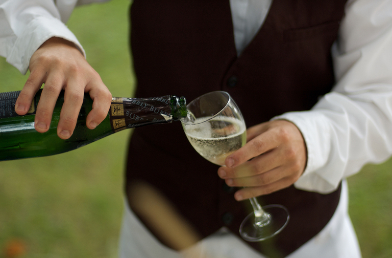 10 Boozy Manchester Festivals Waiter Pouring Zardetto Sparkling Prosecco