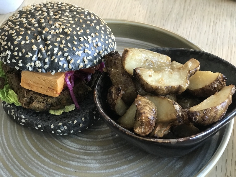 2019 01 04 Foodwell Black Burger