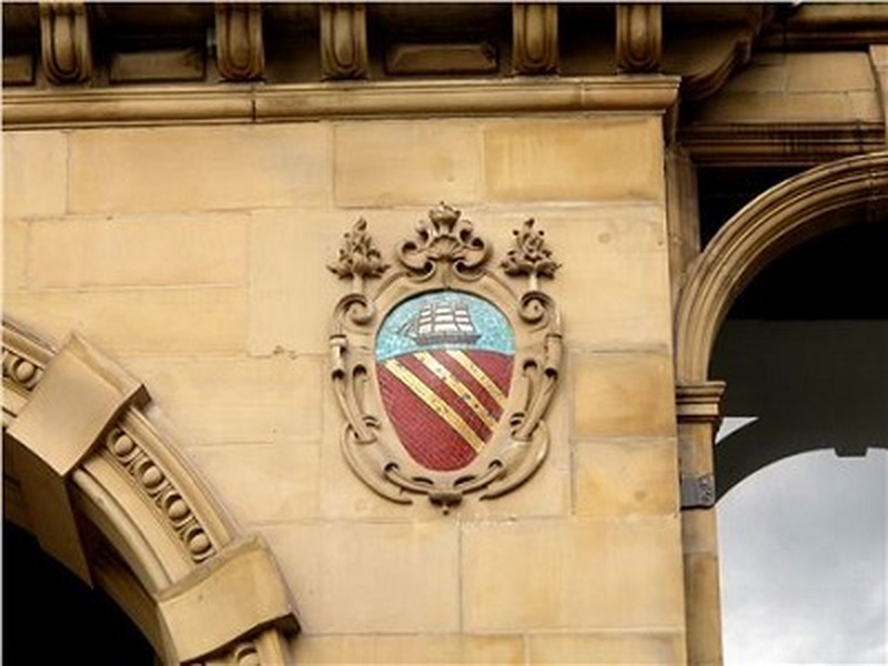 11 May And The Proud Manchester Coat Of Arms On The Corn Exchange