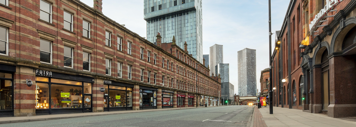 Deansgate Manchester Looking Down Deansgate Mews Towards Beetham Tower Credit Lee Baxter
