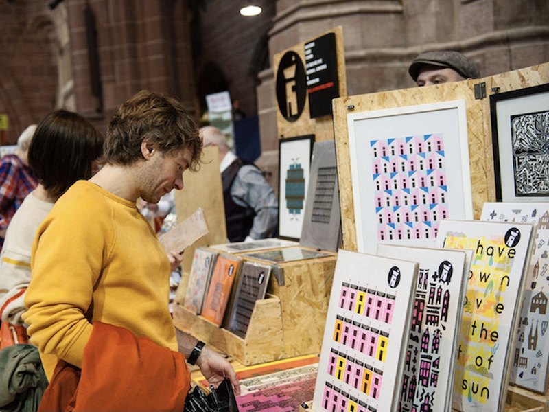 Summer Arts Market Liverpool Cathedral Crafts Artisan Stalls Man Looking Paintings Peace Doves