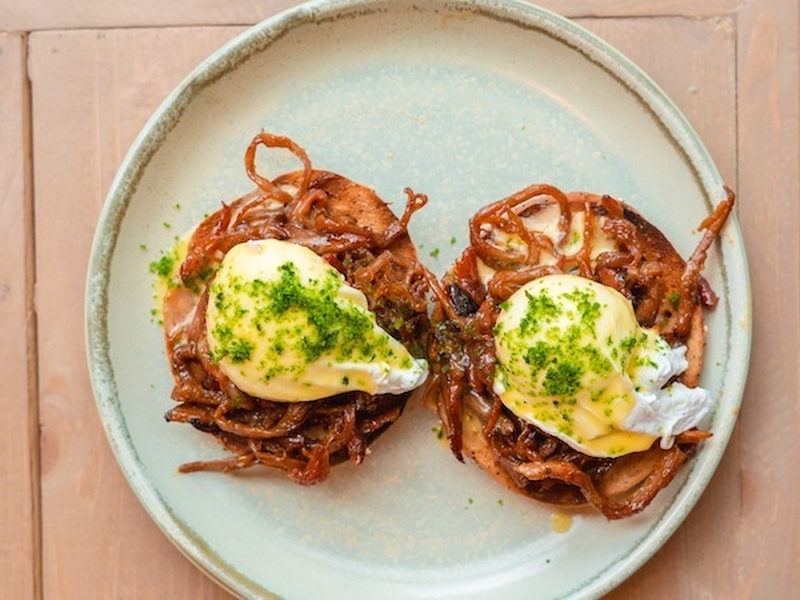 Eggs Benedict With Pork Neck Ham Hock Bearnaise And Tarragon Salt At Gorilla Manchester