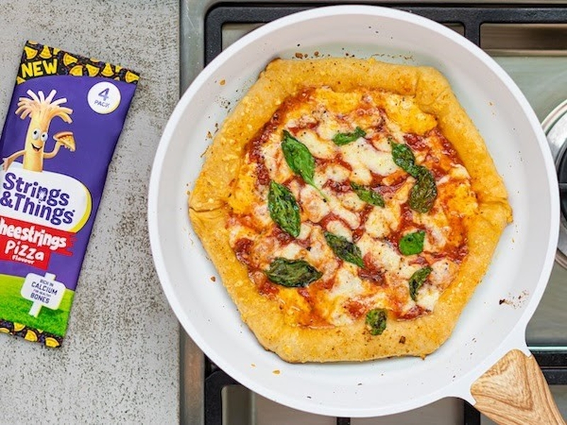 Dough Re Me Neopolitan Pizza From Manchester Has Launch The Cheesestrings Pizza N Things Kit Which Includes Two Packets Of Pizza Flavoured Cheesestrings Perfect For Stuffing Into A Pizza Crust