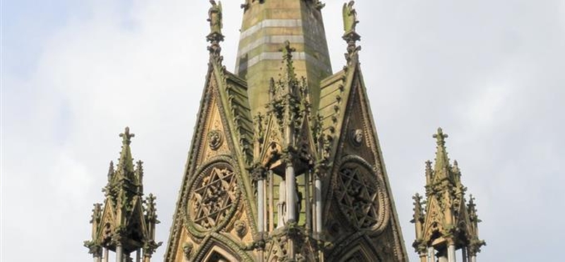 Symbols Of Manchester On And In City Buildings 8