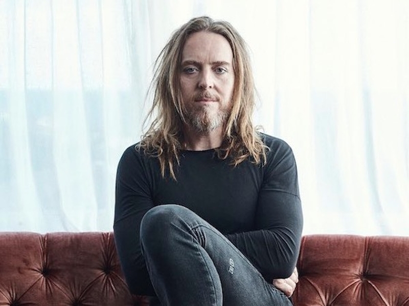 Tim Minchin Poses For Promo Shot For His Upcoming Back Encore Tour