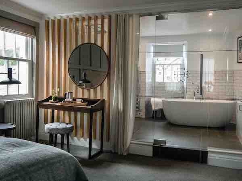 Bedroom With Free Standing Bath At Black Bull Sedbergh