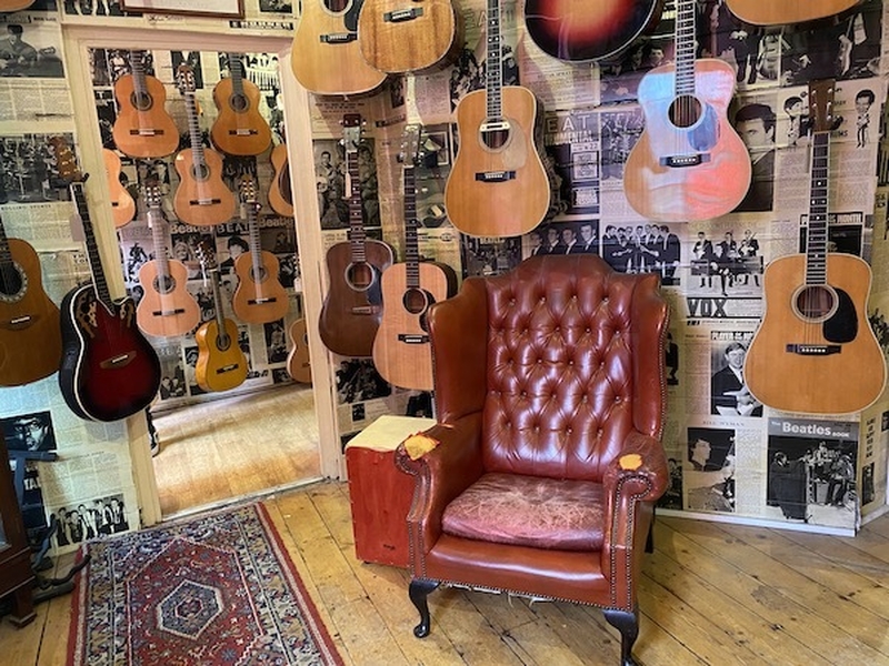 Hanks Guitar Shop Soho London