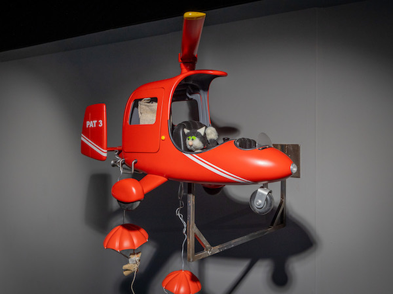 Jess Postman Pats Cat In A Helicopter
