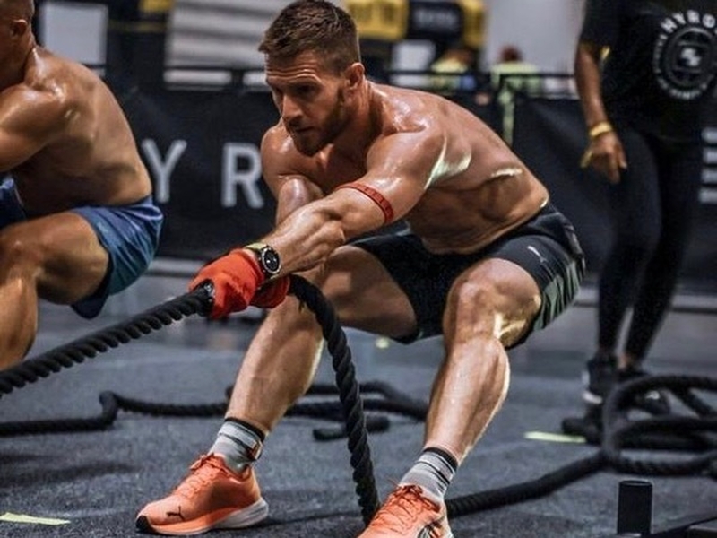 Athlete George Edwards competing in HYROX WORLD SERIES OF FITNESS