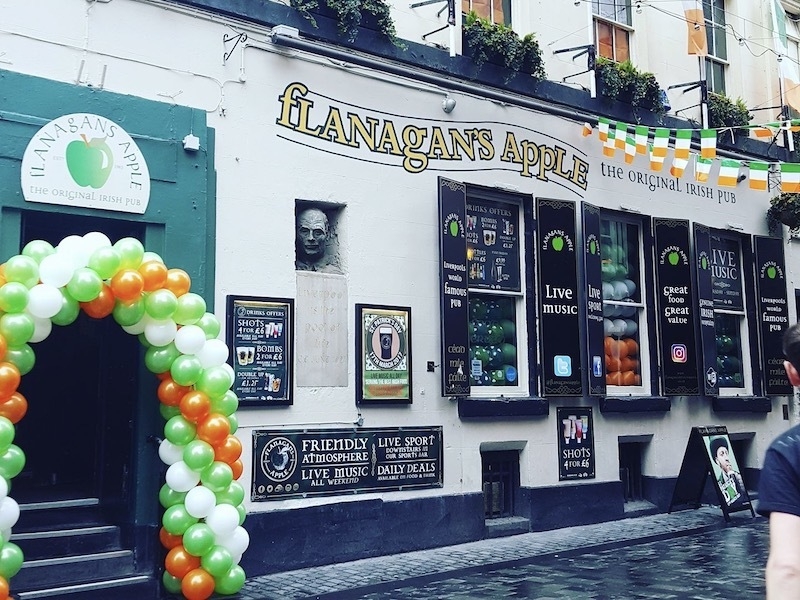 Flanagans Apple Mathew Street Liverpool Irish Pub Bar