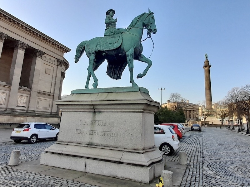 Liverpool Statues Queen Victoria
