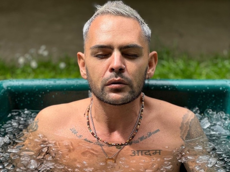 Man in ice bath from The Breath Connection.jpg