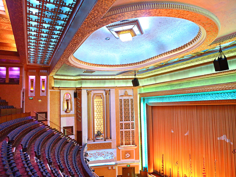 Stockport Plaza Interior Audience And Stage The Best Indie Theatres In Manchester 2022