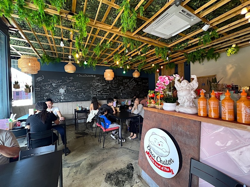 Doux Chaton Vietnamese Restaurant Liverpool Interior