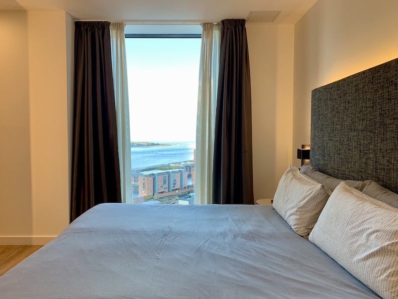 Innside Hotel Liverpool Condo Suite River View Bedroom