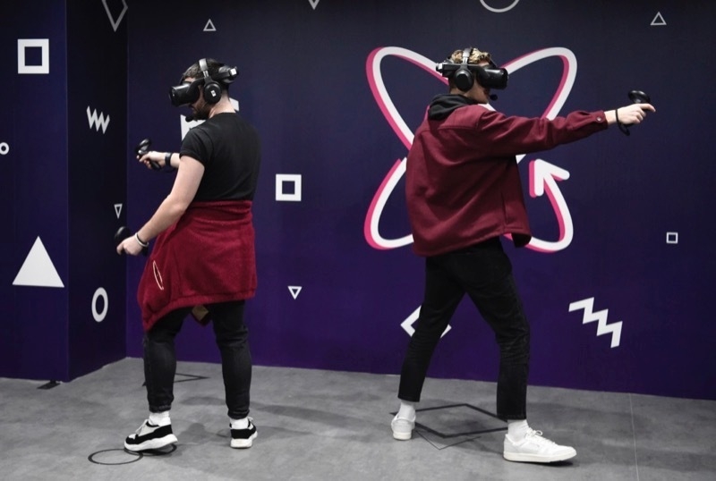 Guests Playing At Dna Vr 5