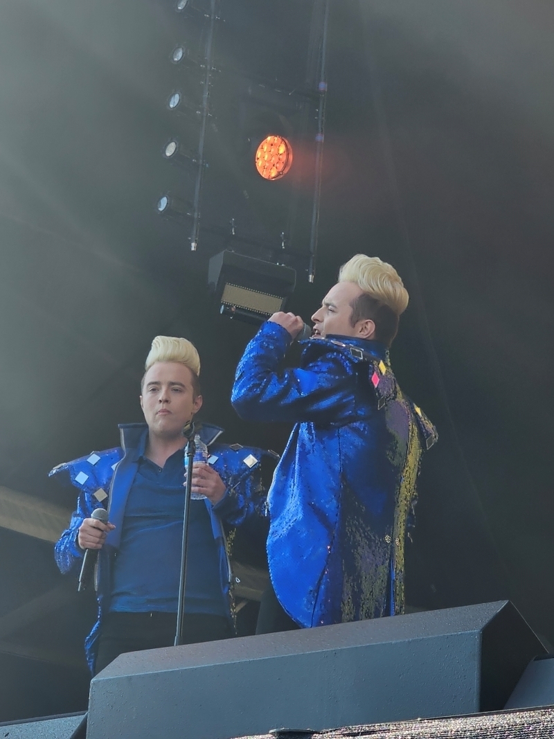 20230513 Jedward At The Village For The Grand Final