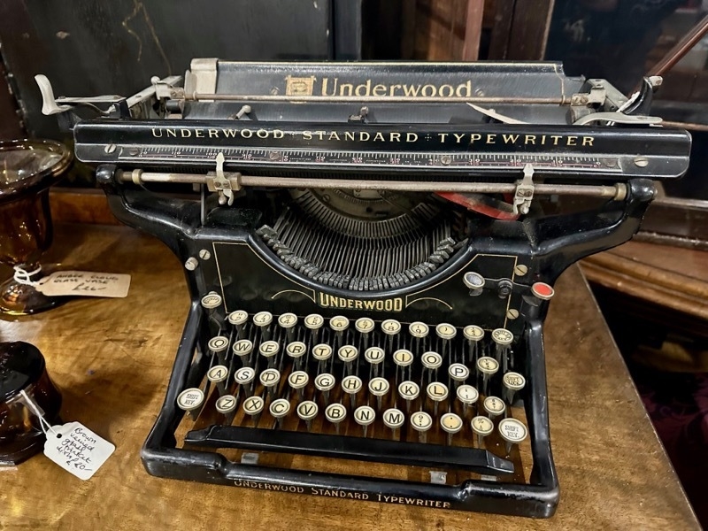 2024 02 09 Vintage Emporium Typewriter