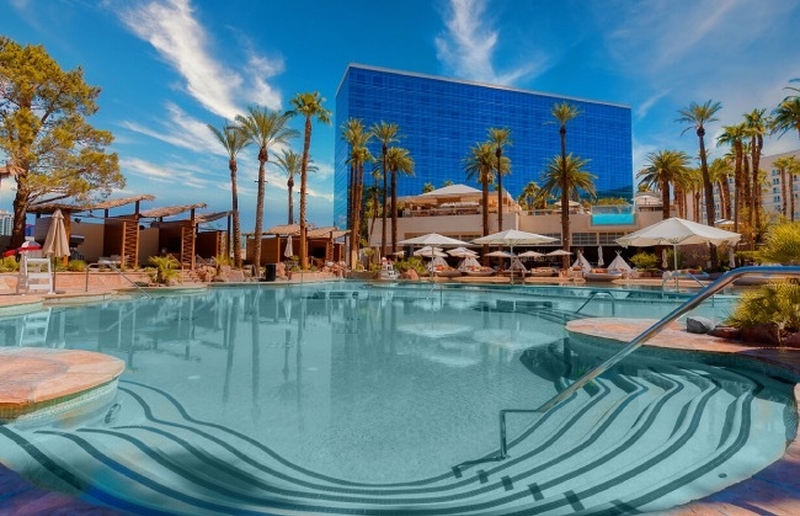 2024 06 21 Las Vegas Hotel Pool