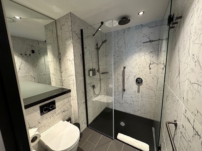 2024 07 24 Halyard Hotel Bathroom