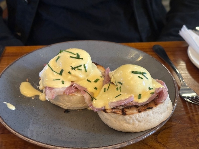 2024 07 31 The Royal Toby Eggs Benedict