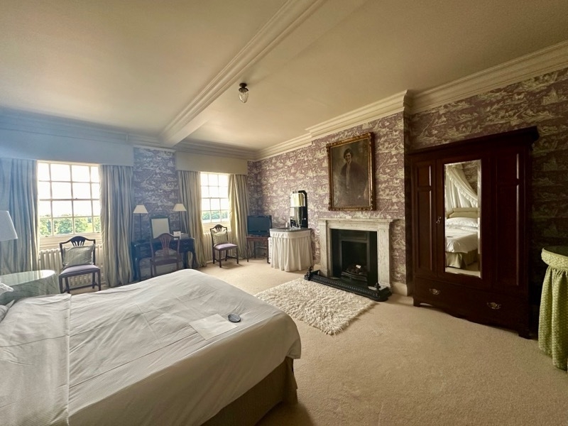 2024 07 11 Knowsley Hall Bedroom