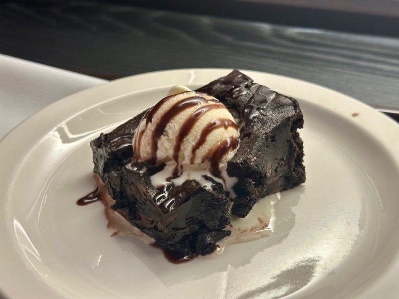 2024 09 19 Crowne Plaza Brownie