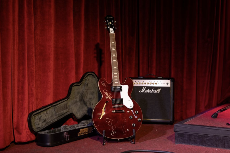 2025 09 01 Oasis Guitar Credit David Oates