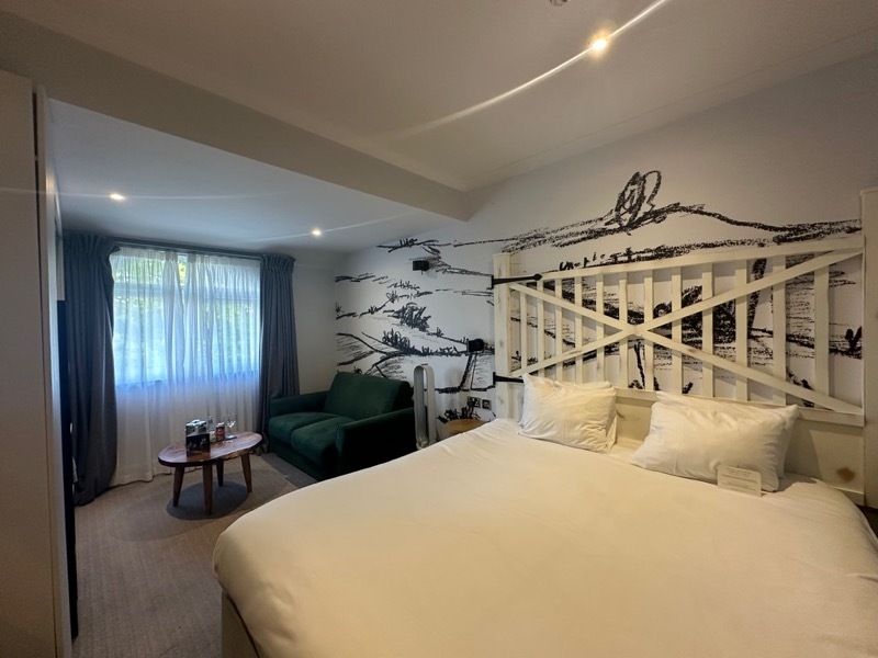 2024 09 19 North Lakes Room 1