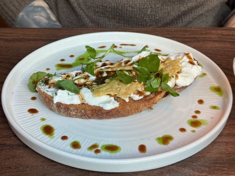 2025 11 05 Horse And Jockey Burrata