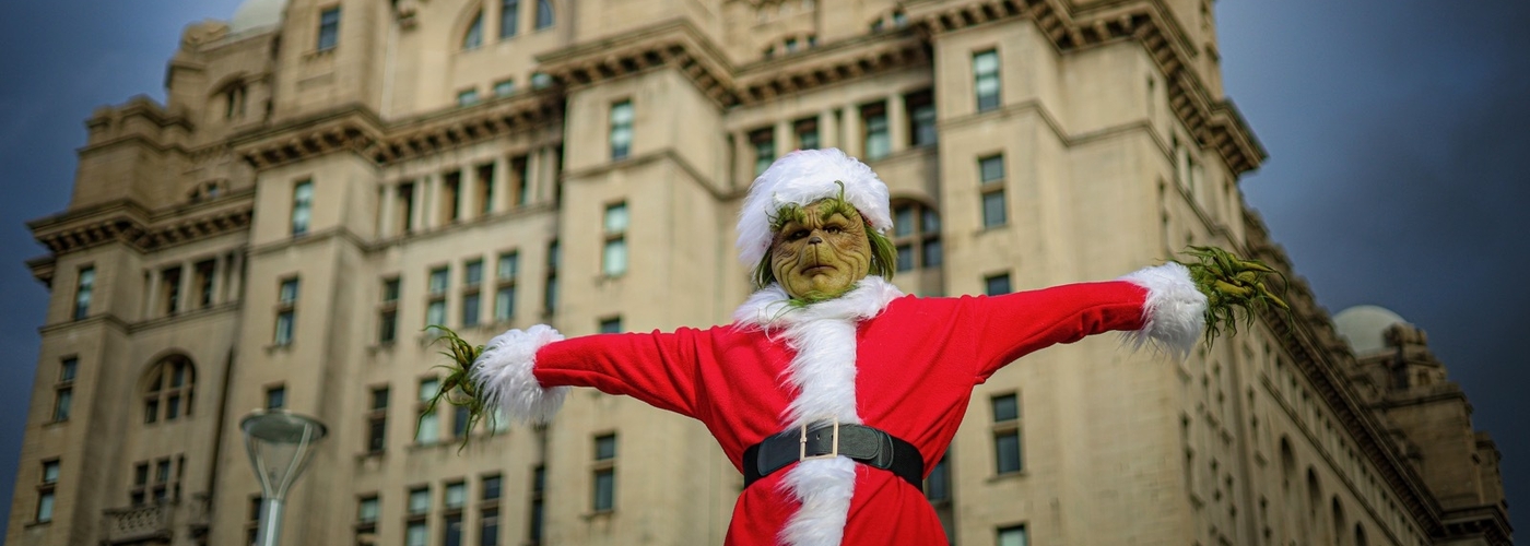 2025 11 10 Grinchmas At The Royal Liver Building Pier Head Liverpool 1