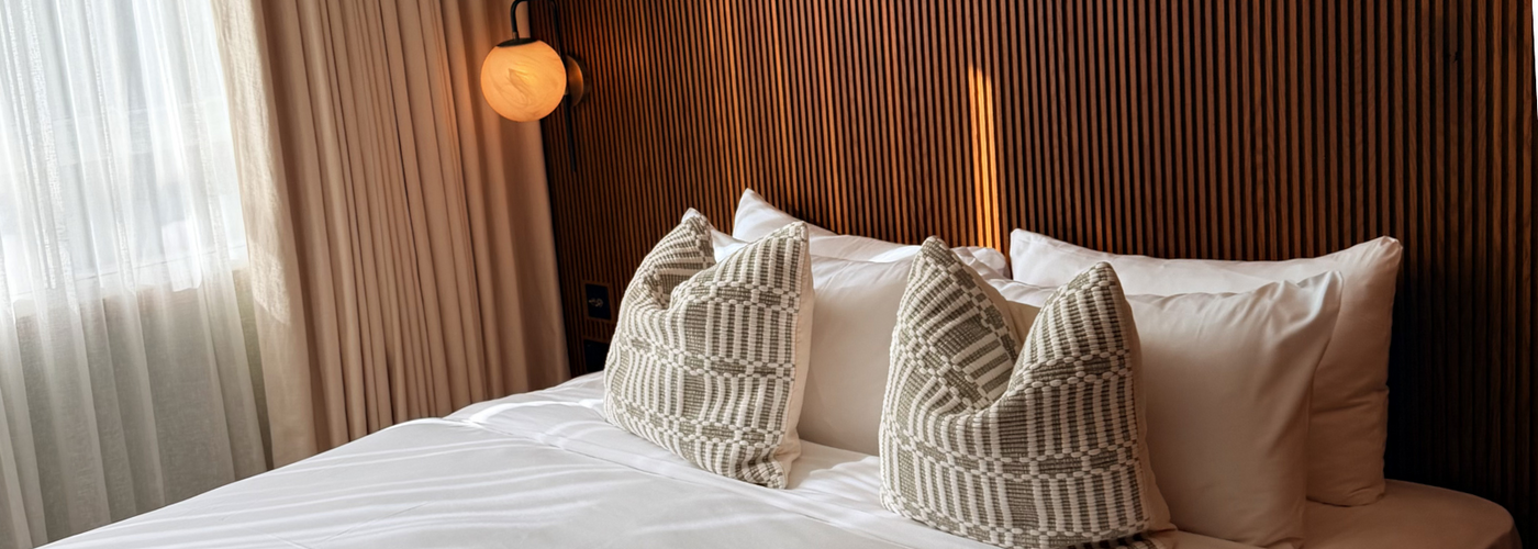 2026 04 05 Mollies Header