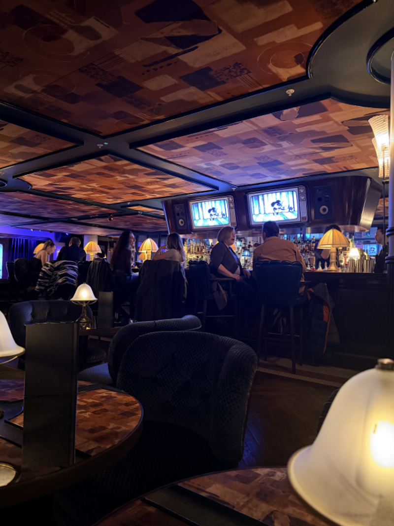 2026 04 05 Mollies Bar