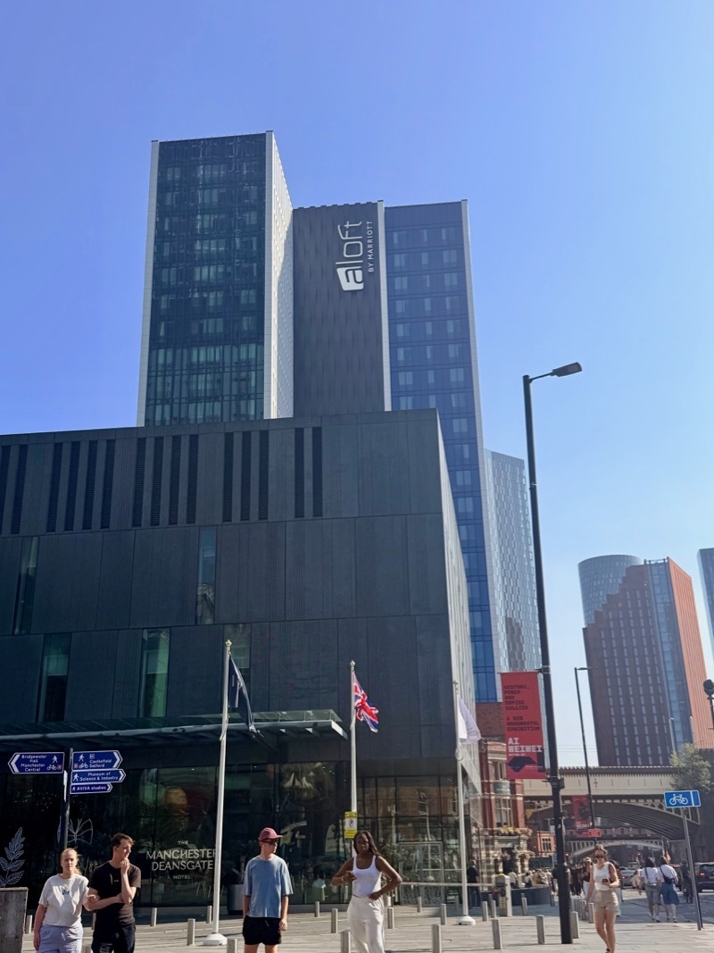 2026 07 31 Aloft Outside
