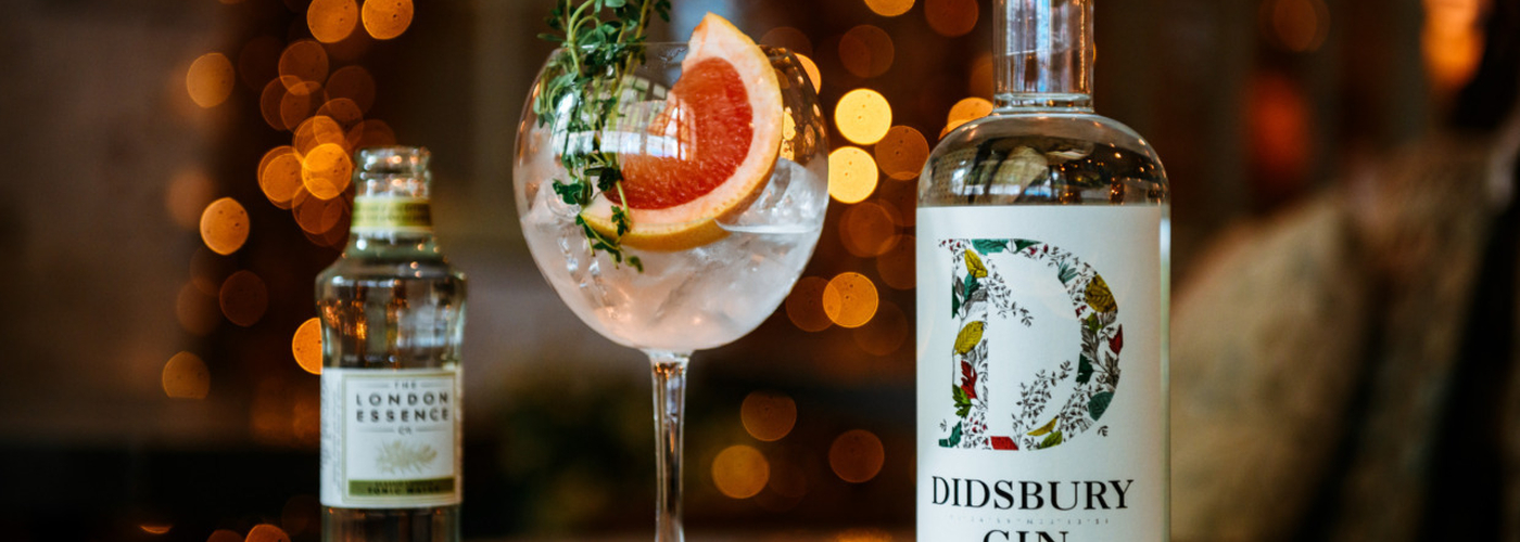 2019 09 06 Didsbury Gin At Grill On New York Street