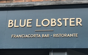 20173003 Blue Lobster Signeage