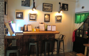 170508 A Tavola Reddish Atavola 8 May17 Interior1