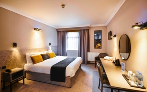 2024 07 31 The Royal Toby Thumb