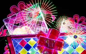 Lightopia Returns To Heaton Park With Christmas Themejpg