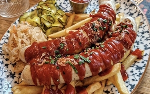 Alberts Schloss Liverpool Bold Street Menu Currywurst 2