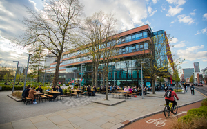 New Seating Outside Brewdog University Green Oxford Road Manchester