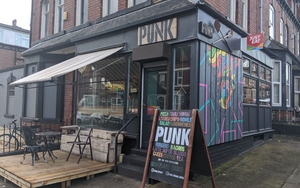 2020 01 21 Punk Vegan Exterior