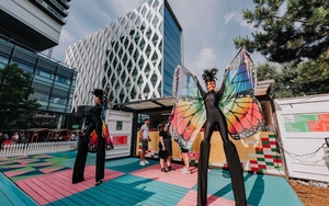 We Invented The Weekend Festival Street Performers 2022 Salford Quays