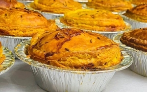 A Chicken Vindaloo Pie From Patels Pies In Manchester