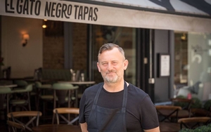 2019 07 20 El Gato Negro Simon Shaw