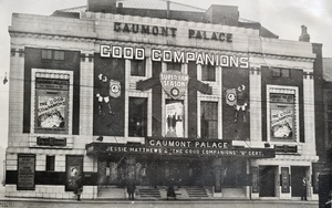 Gaumont Liverpool Lighthouse Good Companions