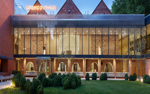 Gathering Of Strangers Whitworth Gallery Guide To City Centre Galleries 2022